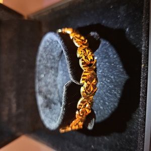 Lyve 18K gold Plated bracelet.